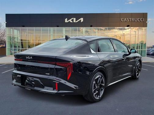 2025 Kia K4 GT-Line