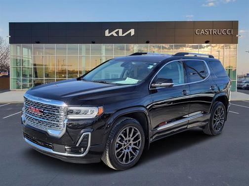 2023 GMC Acadia Denali