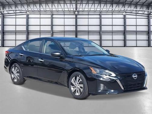 2025 Nissan Altima S