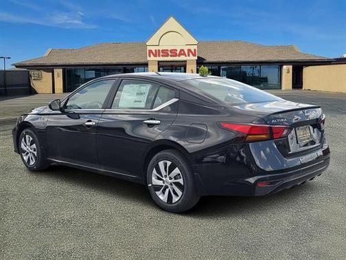 2025 Nissan Altima S