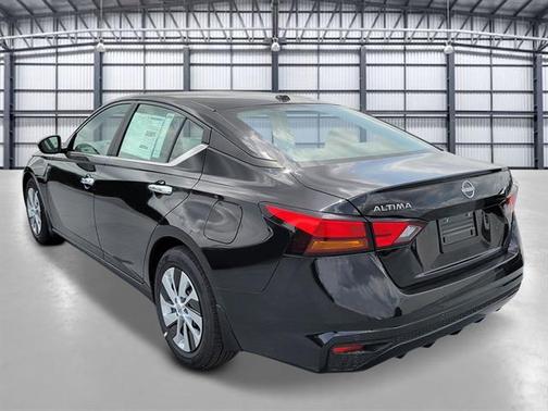 2025 Nissan Altima S