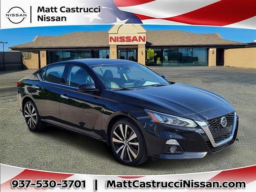 Black 2019 Nissan Altima 2.5 Platinum
