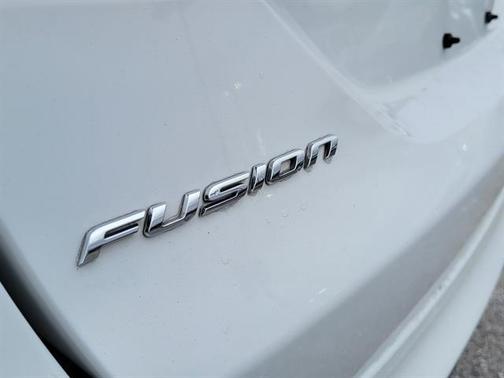 2018 Ford Fusion Hybrid SE