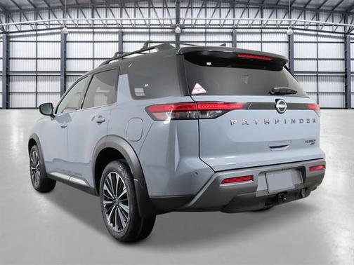 Boulder Gray Metallic 2026 Nissan Pathfinder Platinum