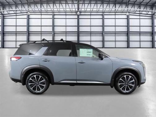 Boulder Gray Metallic 2026 Nissan Pathfinder Platinum