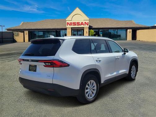 Wind Chill Pearl 2024 Toyota Grand Highlander XLE
