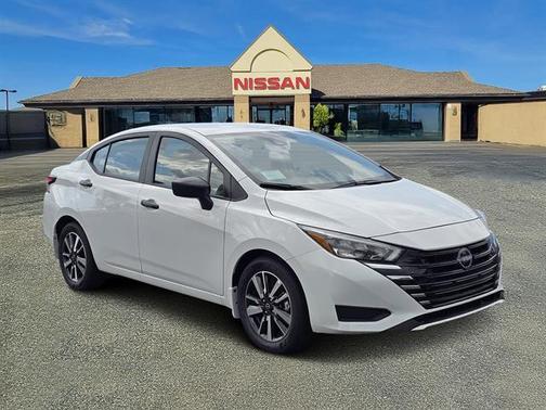 2025 Nissan Versa S