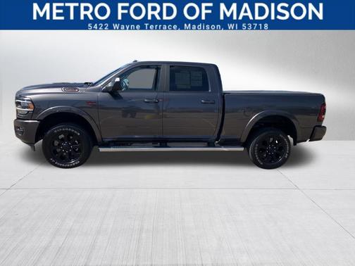 2022 RAM 2500 Laramie Crew Cab 4x4 6'4' Box