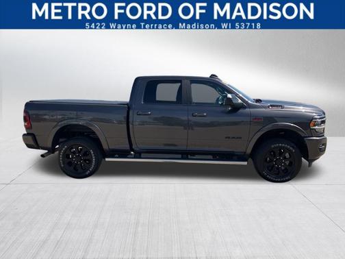 2022 RAM 2500 Laramie Crew Cab 4x4 6'4' Box
