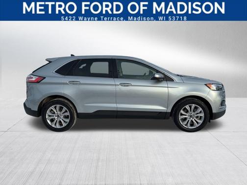 2023 Ford Edge Titanium