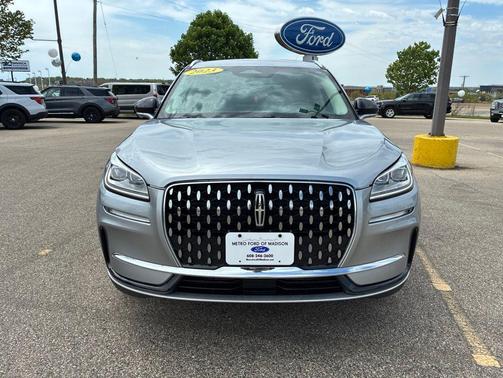 Silver Radiance Metallic Clearcoat 2023 Lincoln Corsair Reserve