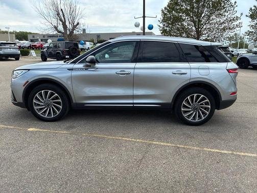Silver Radiance Metallic Clearcoat 2023 Lincoln Corsair Reserve
