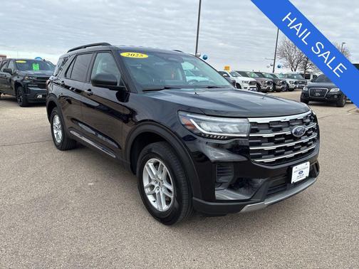 Black Metallic 2025 Ford Explorer Active