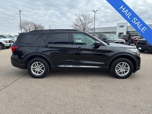 Black Metallic 2025 Ford Explorer Active