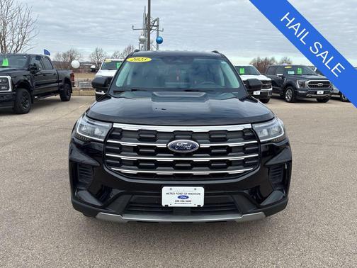 Black Metallic 2025 Ford Explorer Active