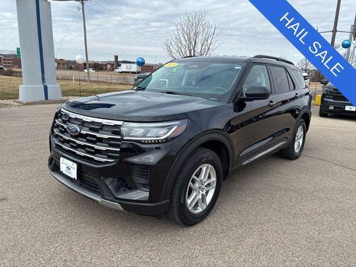 Black Metallic 2025 Ford Explorer Active