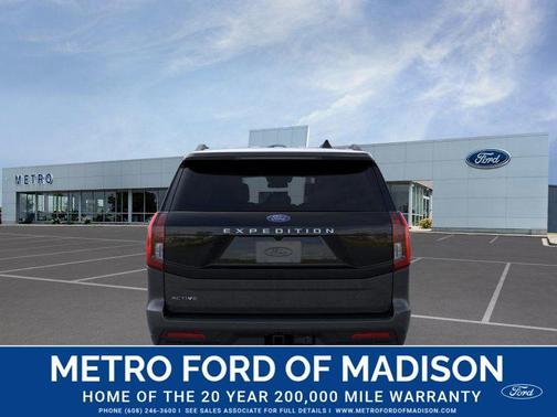 2025 Ford Expedition Active