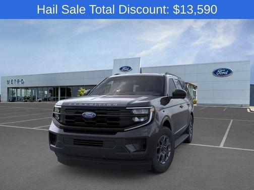 Dark Matter Gray Metallic 2025 Ford Expedition Active