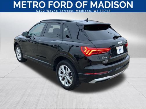 2021 Audi Q3 45 S line Premium