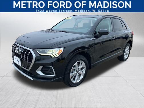 2021 Audi Q3 45 S line Premium