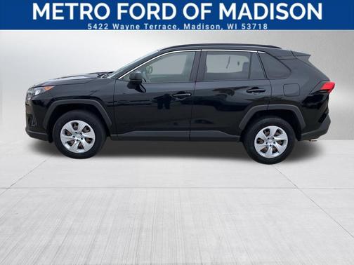 2020 Toyota RAV4 LE