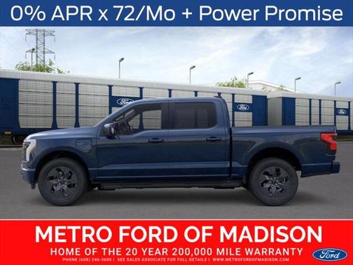 2025 Ford F-150 Lightning LARIAT