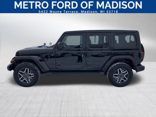 2025 Jeep Wrangler 4-Door Sahara 4x4