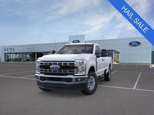 Oxford White 2026 Ford F-350 XLT