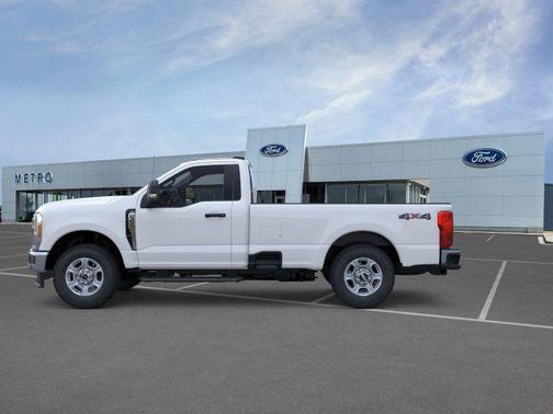 2026 Ford F-350 XLT
