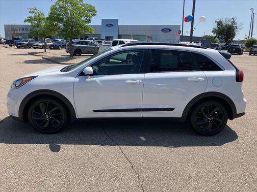 2019 Kia Niro s Touring