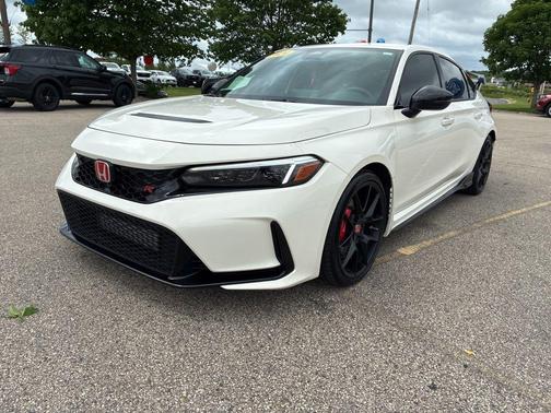Championship White 2024 Honda Civic Type R