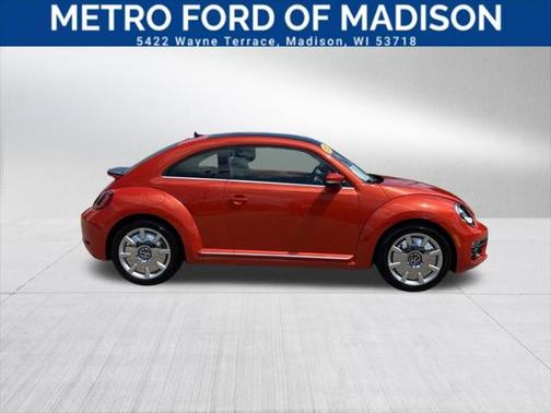 2019 Volkswagen Beetle 2.0T SE