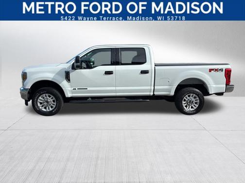 Oxford White 2019 Ford F-250 XLT