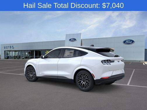 Star White Metallic Tri-Coat 2026 Ford Mustang Mach-E Premium