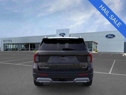 Agate Black Metallic 2026 Ford Explorer Platinum