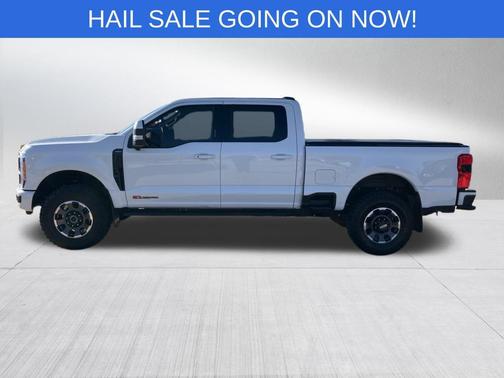 Star White Metallic Tri-Coat 2023 Ford F-350 Lariat