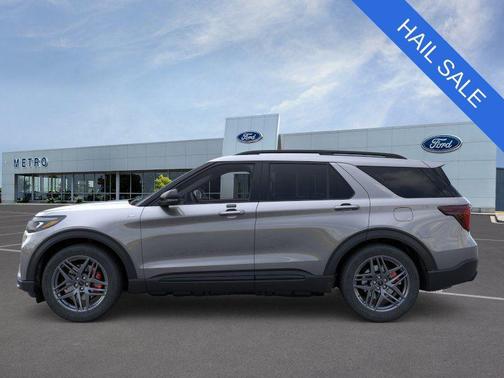 Carbonized Gray Metallic 2026 Ford Explorer ST-Line