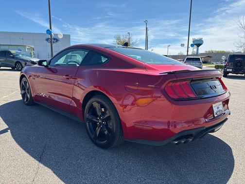 Rapid Red Metallic Tinted Clearcoat 2021 Ford Mustang GT