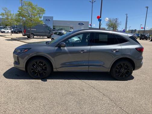 2024 Ford Escape ST-Line Elite