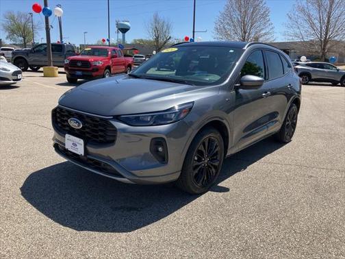 2024 Ford Escape ST-Line Elite