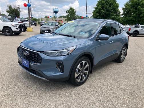 2023 Ford Escape Platinum