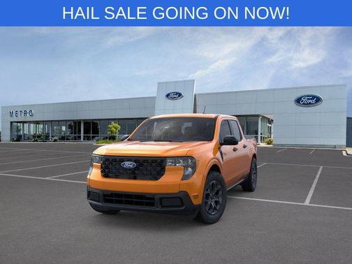 Orange Fury Metallic Tri-Coat 2026 Ford Maverick XLT
