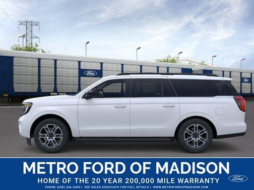 Star White Metallic Tri-Coat 2026 Ford Expedition Max Active 4x4