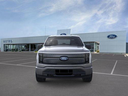 2025 Ford F-150 Lightning Flash