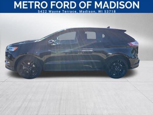 2022 Ford Edge ST