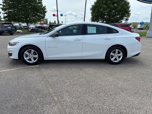 Summit White 2021 Chevrolet Malibu 1LS