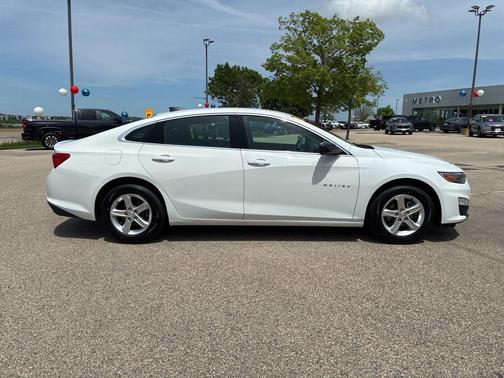 Summit White 2021 Chevrolet Malibu 1LS