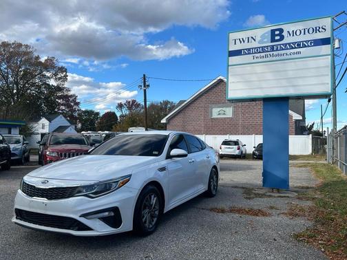 2019 Kia Optima LX
