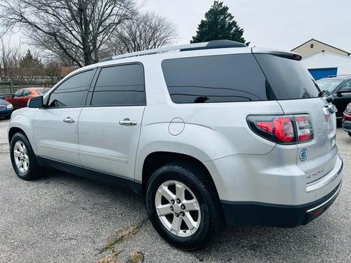 2016 GMC Acadia SLE-2