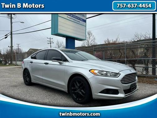 2016 Ford Fusion SE
